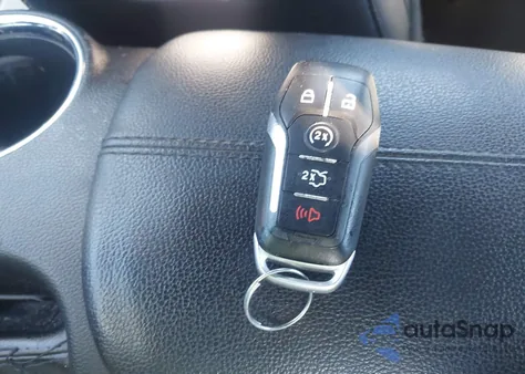 2015 Ford Mustang Ecoboost z USA, uszkodzony, nr VIN 1FA6P8TH8F5300893